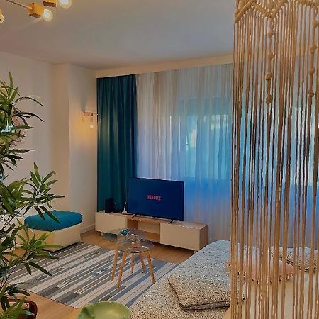 Studio Flat In The City Center Tirana Buitenkant foto